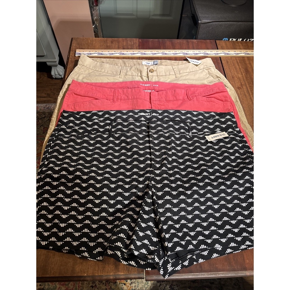 Lot Of Three Women's Sz 20 Old Navy Pixie Two Are NWT